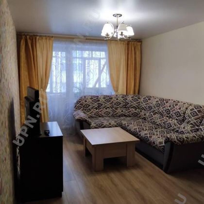 Продажа 3-комнатной квартиры 52 м², 2/5 этаж