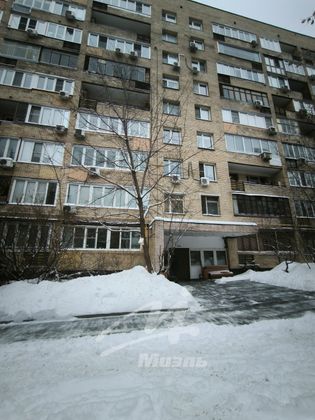 Продажа 3-комнатной квартиры 69 м², 1/9 этаж