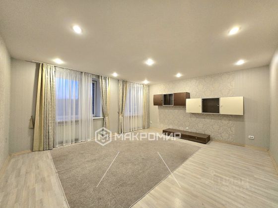 Продажа 3-комнатной квартиры 96 м², 6/10 этаж