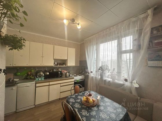 Продажа 3-комнатной квартиры 74 м², 17/17 этаж