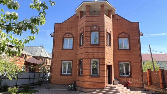 Продажа дома, 273 м², с участком 7 соток