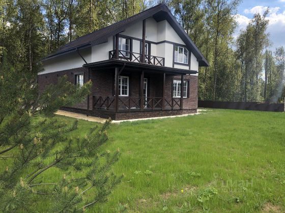 Продажа дома, 240 м², с участком 7,6 сотки