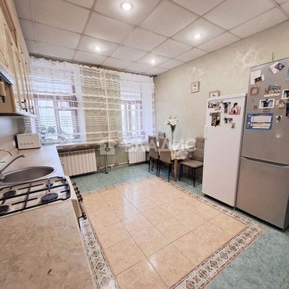 Продажа 3-комнатной квартиры 68 м², 1/6 этаж