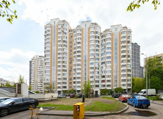 Продажа 3-комнатной квартиры 76 м², 10/17 этаж