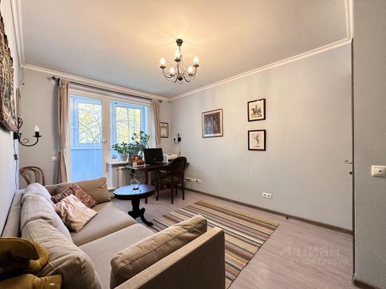 Продажа 3-комнатной квартиры 63 м², 2/12 этаж