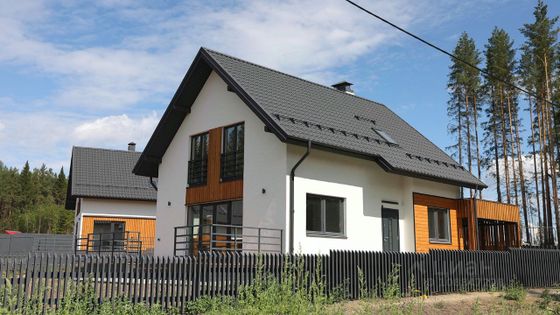 Продажа дома, 140 м², с участком 8,5 сотки