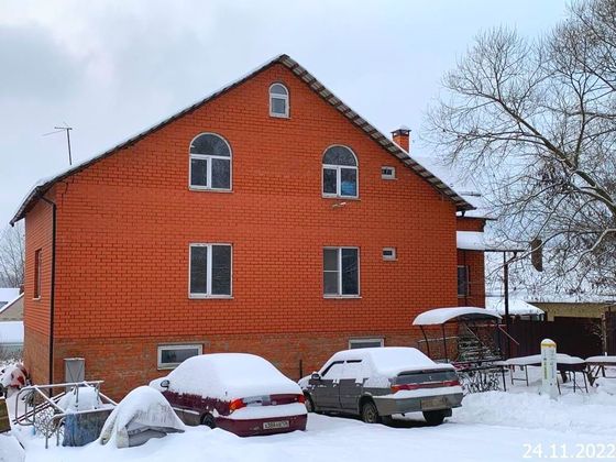 Продажа дома, 353,6 м², с участком 11,1 сотки