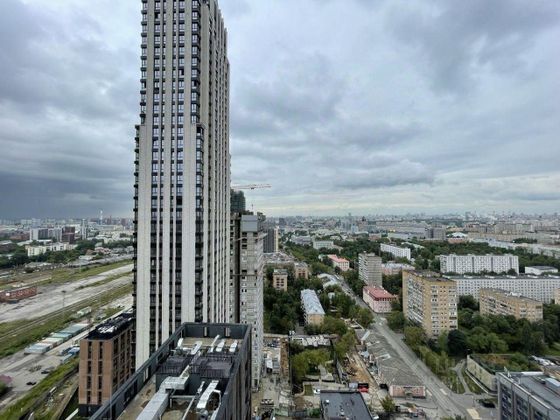 Продажа 4-комнатной квартиры 101 м², 28/28 этаж