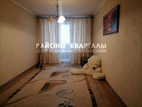 Продажа 4-комнатной квартиры 80 м², 2/10 этаж