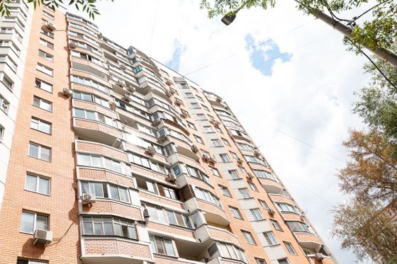 Продажа 3-комнатной квартиры 77,6 м², 9/17 этаж