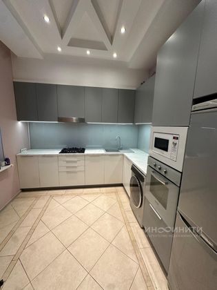 Продажа 3-комнатной квартиры 83 м², 1/7 этаж