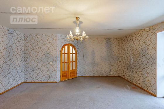 Продажа 3-комнатной квартиры 94 м², 2/2 этаж