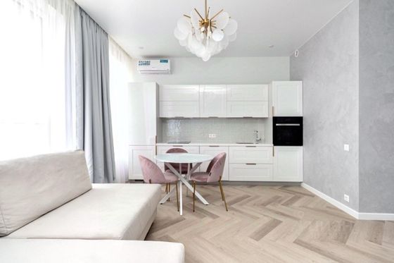 Продажа 2-комнатной квартиры 43 м², 14/38 этаж