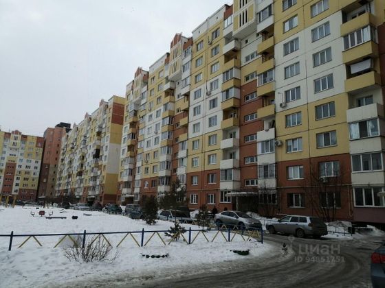 Продажа 2-комнатной квартиры 60,8 м², 1/10 этаж