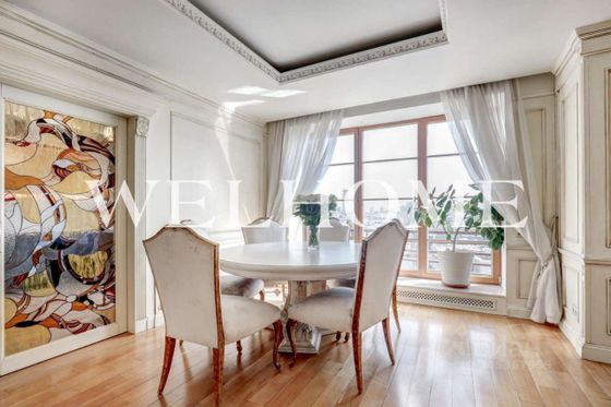 Продажа 4-комнатной квартиры 178,6 м², 11/12 этаж