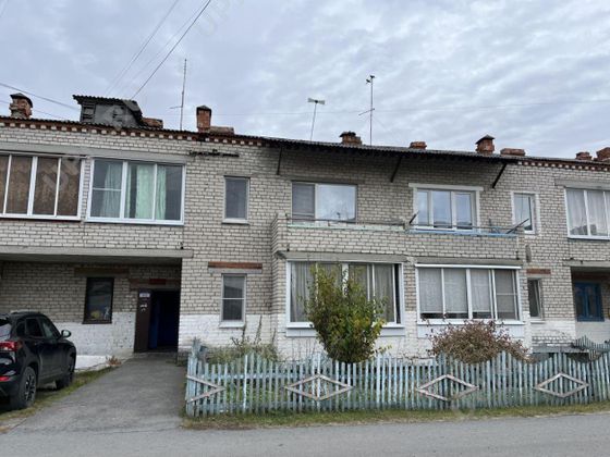 Продажа 3-комнатной квартиры 61 м², 2/2 этаж