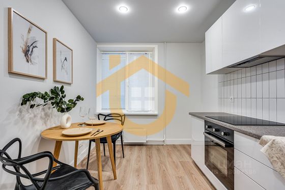 Продажа 2-комнатной квартиры 54 м², 16/17 этаж