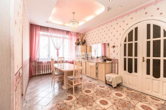 Продажа 4-комнатной квартиры 132,1 м², 1/6 этаж