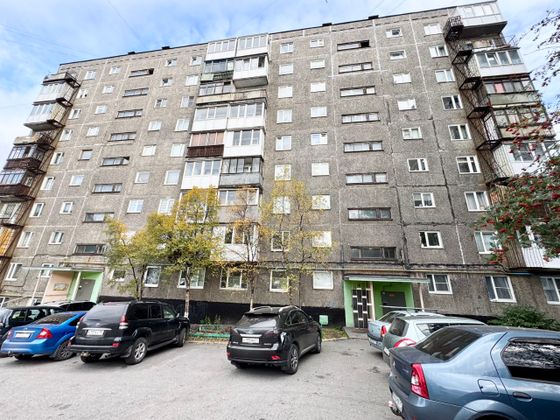 Продажа 3-комнатной квартиры 57 м², 1/9 этаж