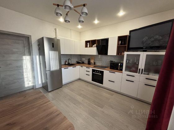 Продажа 2-комнатной квартиры 77,8 м², 1/12 этаж