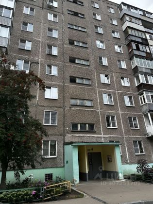 Продажа 3-комнатной квартиры 60 м², 1/10 этаж