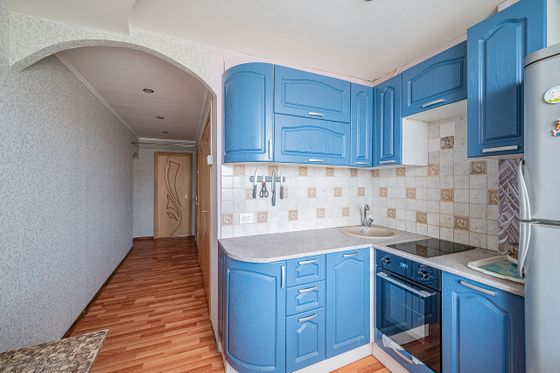 Продажа 4-комнатной квартиры 70 м², 8/9 этаж