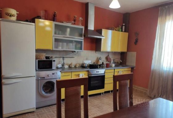 Продажа 2-комнатной квартиры 51 м², 4/4 этаж