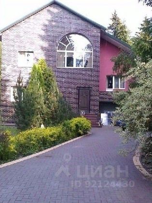 Аренда дома, 431 м², с участком 20 соток