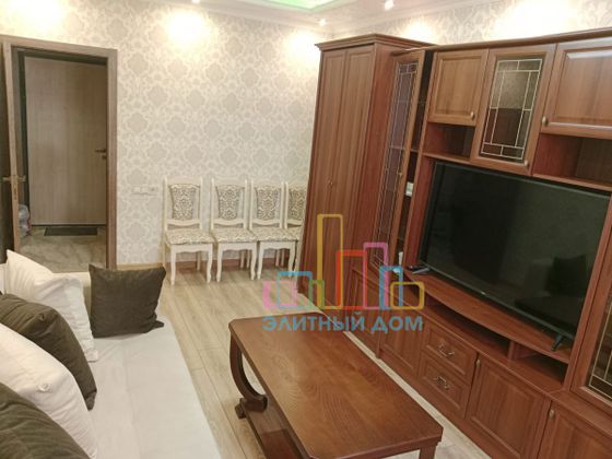 Аренда 1-комнатной квартиры 40 м², 8/24 этаж