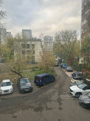 Продажа 2-комнатной квартиры 50 м², 2/9 этаж