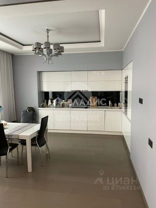 Продажа 2-комнатной квартиры 90 м², 14/25 этаж