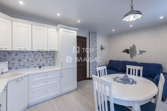 Продажа 3-комнатной квартиры 63 м², 5/5 этаж