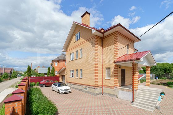 Продажа дома, 396 м², с участком 10,7 сотки