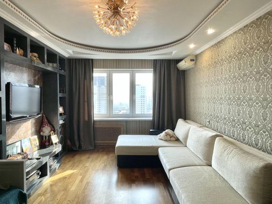 Продажа 1-комнатной квартиры 50 м², 17/17 этаж