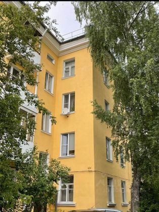 Продажа 2-комнатной квартиры 57 м², 4/4 этаж