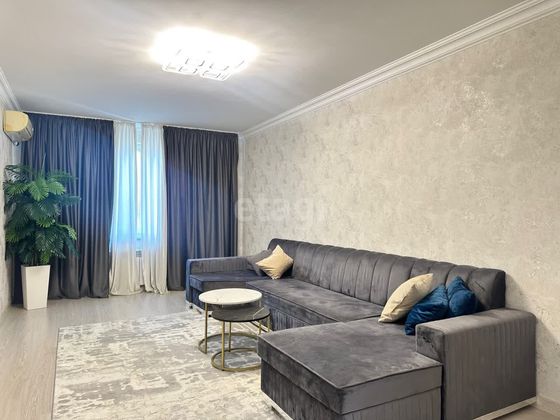 Продажа 2-комнатной квартиры 76 м², 2/12 этаж