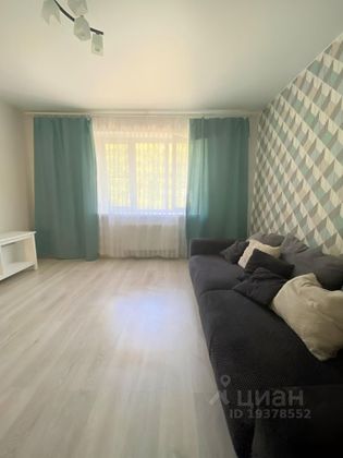 Продажа 2-комнатной квартиры 57 м², 3/4 этаж