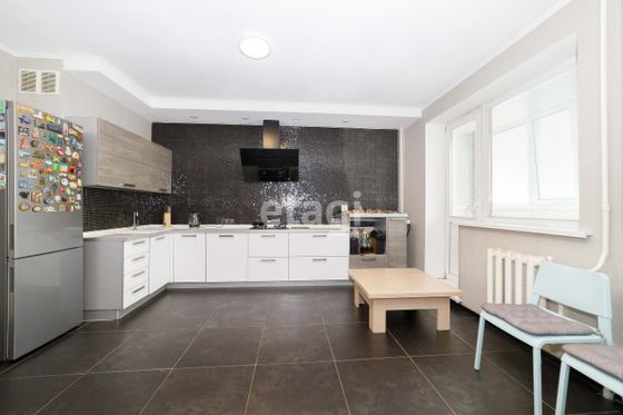 Продажа 3-комнатной квартиры 90 м², 3/9 этаж