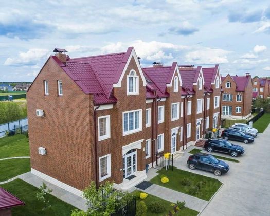 Продажа дома, 135 м², с участком 2 сотки