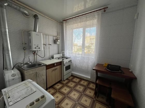 Продажа 3-комнатной квартиры 42,8 м², 2/5 этаж