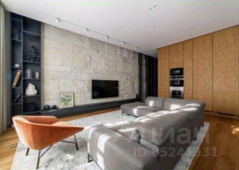 Продажа 4-комнатной квартиры 203 м², 1/7 этаж