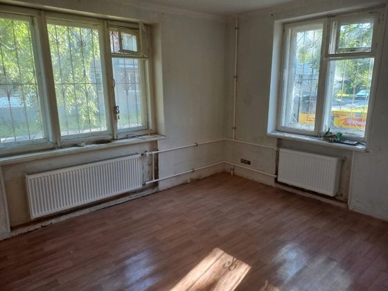 Продажа 1-комнатной квартиры 30,4 м², 1/3 этаж