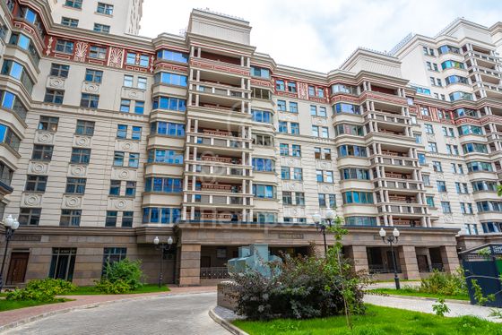 Продажа 3-комнатной квартиры 136 м², 9/16 этаж