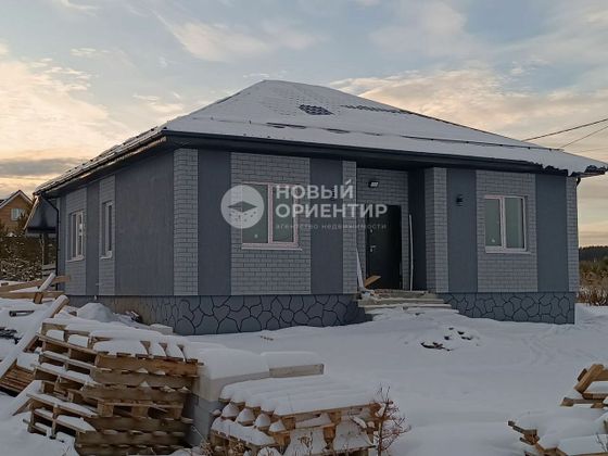 Продажа дома, 105 м², с участком 10 соток