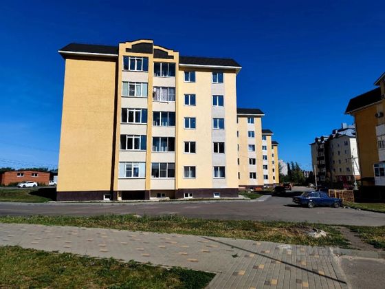 Продажа 2-комнатной квартиры 63,8 м², 5/5 этаж