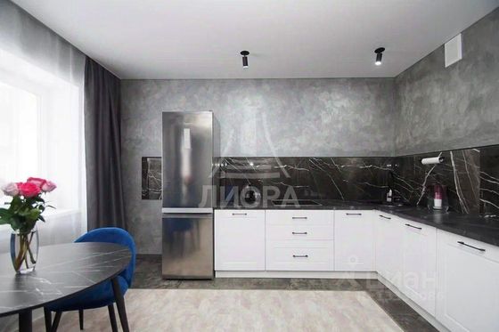 Продажа 2-комнатной квартиры 56,7 м², 1/9 этаж