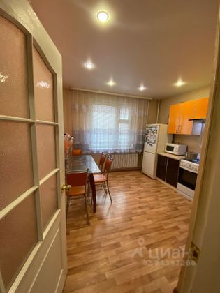 Продажа 2-комнатной квартиры 90 м², 2/10 этаж