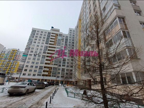 Продажа 2-комнатной квартиры 63 м², 8/18 этаж