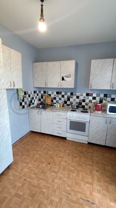 Продажа 1-комнатной квартиры 42 м², 4/10 этаж