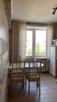 Аренда 1 комнаты, 35 м², 9/10 этаж